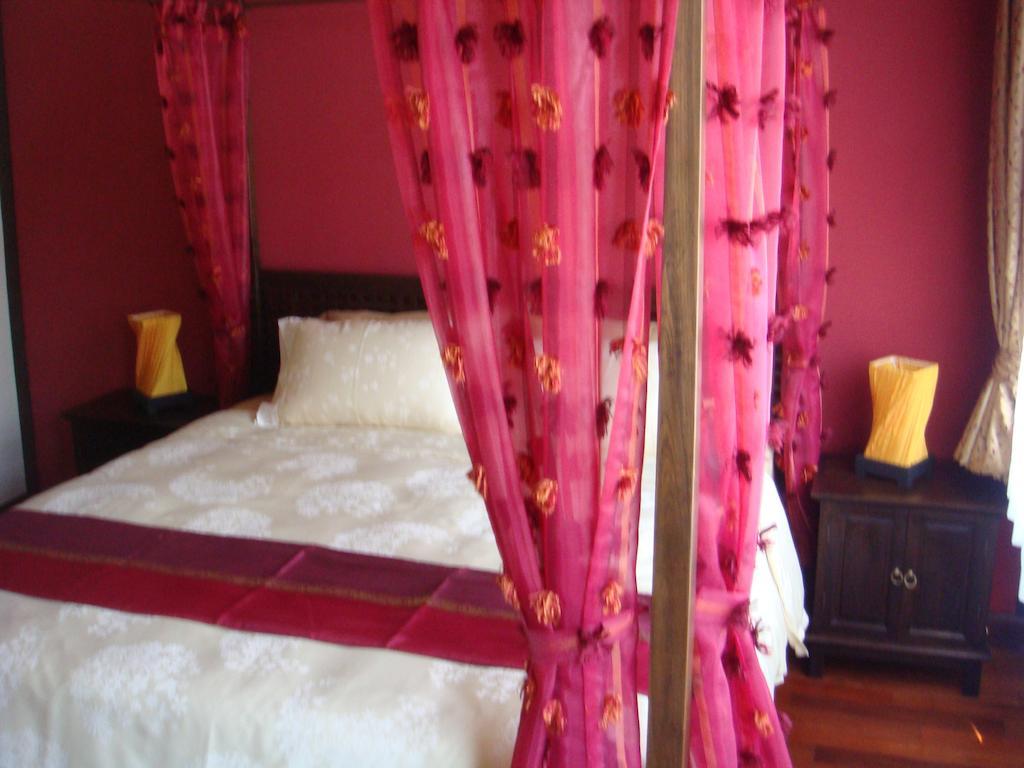 Sunset Apartment Phuket Patong Oda fotoğraf